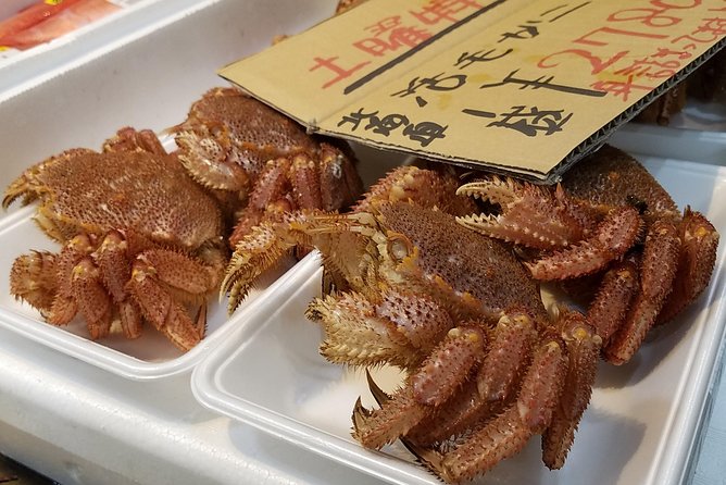 Deep Dive: Osaka Food Markets from Local to Luxurious! - Doguyasuji is for cooks, shoppers and curious browsers