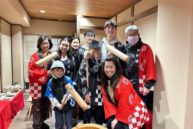 【Family Friendly】Traditional Mochi Pounding Experience - Key points to know before you book