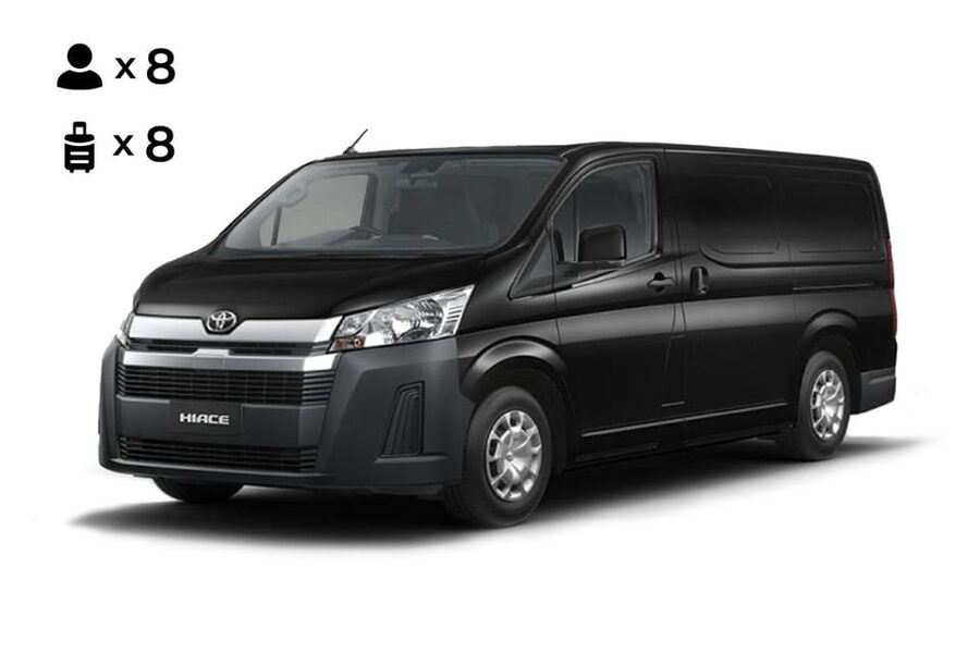 From Osaka: 10-hour Private Customized Tour to Nara - Lunch and browsing give the day breathing room