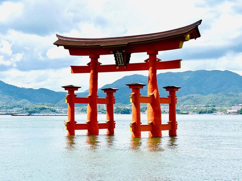 From Osaka: Hiroshima and Miyajima Day Trip by Bullet Train - A big day, with two very different sides of Japan