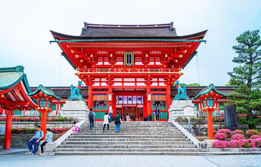 From Osaka: Kyoto, Nara, Fushimi Inari & Arashiyama Day Tour - Three Kyoto-area highlights in one day