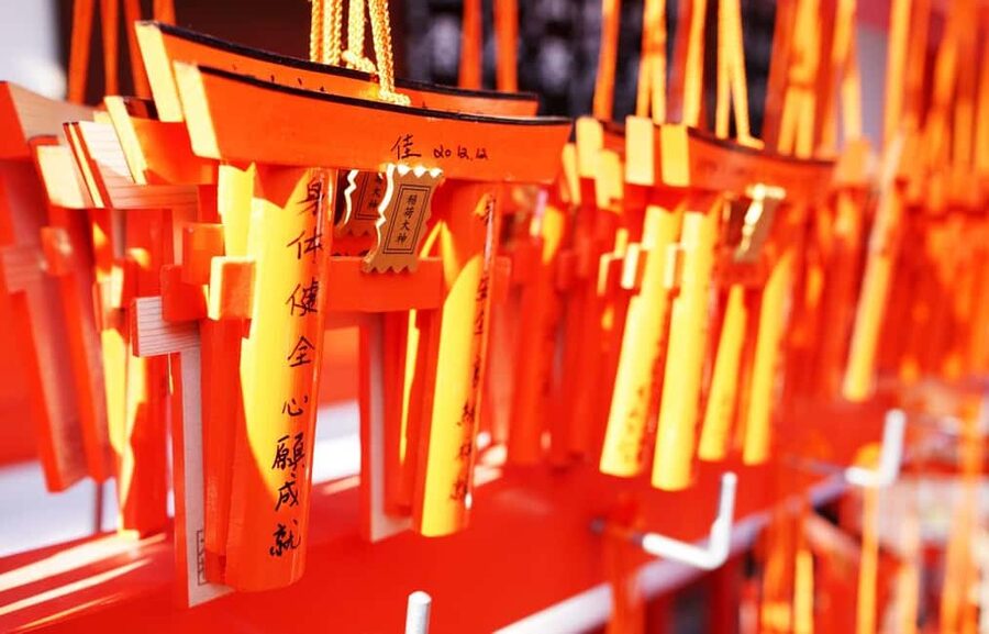From Osaka: Kyoto, Nara, Fushimi Inari & Arashiyama Day Tour - Optional train, footbath and Kimono Forest