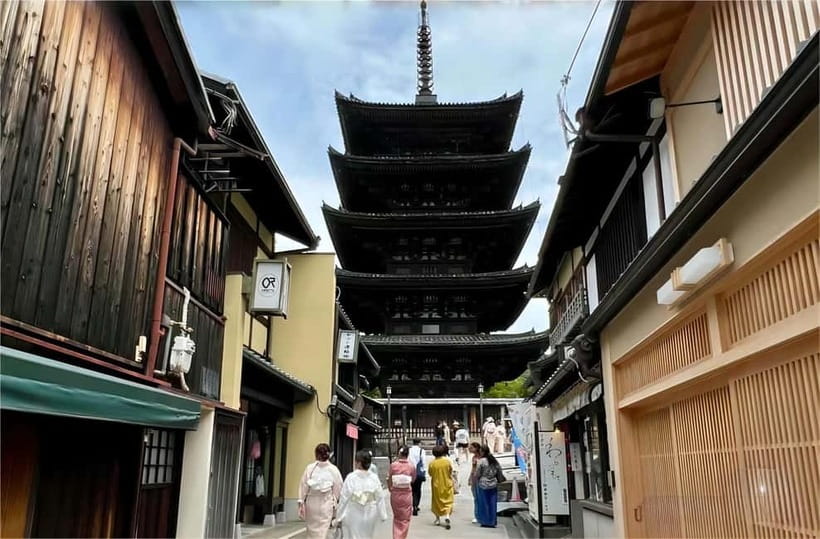 From Osaka: Nara Deer & Kyoto Kiyomizudera Sightseeing Tour - Fushimi Inari: a first look at the torii paths