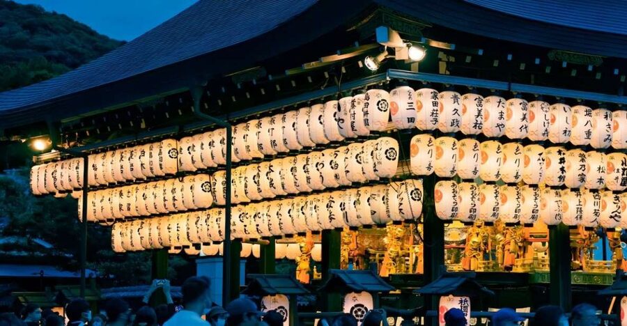 From Osaka: Private Customizable Day Tour to Kyoto - Kinkaku-ji: a one-hour visit to the Golden Pavilion