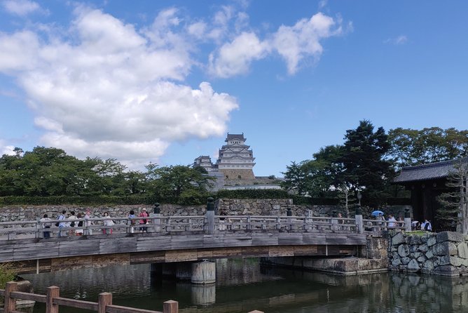 Half-day Himeji Castle Town Bike Tour with Lunch - Inside Himeji Castle