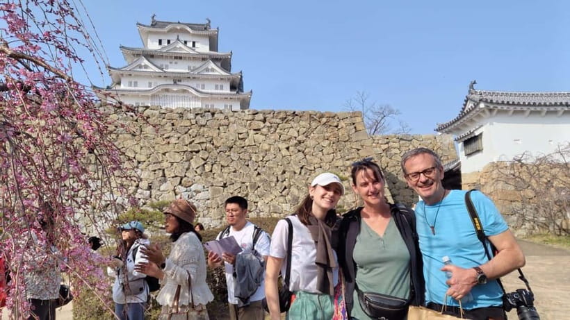 Himeji: Himeji Castle Guided Tour – UNESCO Heritage - Kokoen Garden’s ponds and seasonal flowers