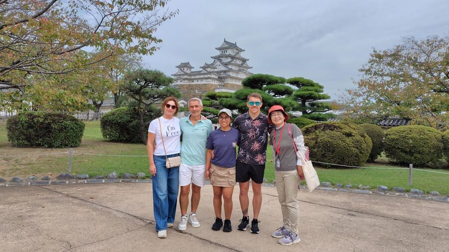 Himeji: Himeji Castle Guided Tour – UNESCO Heritage - Price, pace, and choosing the right option