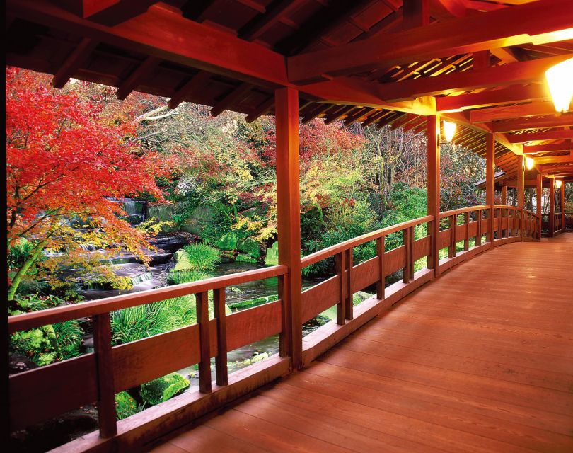 Himeji: Private Customized Tour with Licensed Guide - Add Koko-en for a calmer change of pace