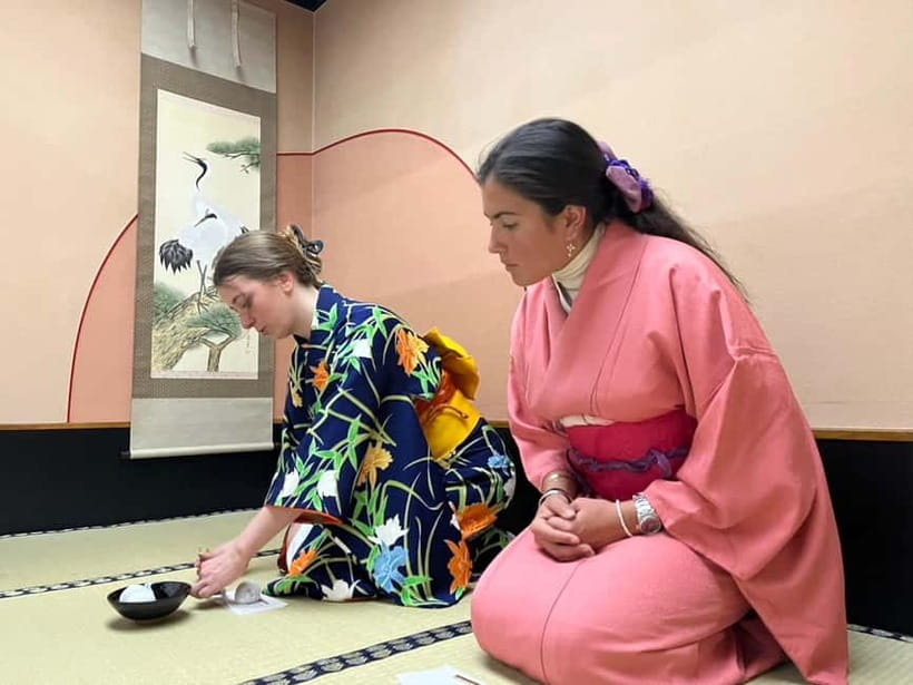 Learn Zen in a class of making Matcha tea near Osaka Castle - Timing, meeting point, and practical notes