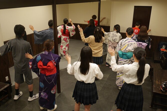 Let’s Dance Bon Odori Japanese folk Dance near Tsutenkaku - What the 90-minute class feels like