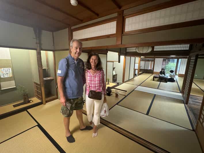 Nara attractive tour with local guide (4hours) - Walking to Tōdai-ji and the Great Buddha