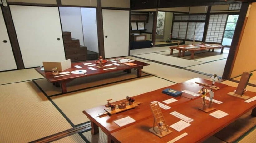 Nara attractive tour with local guide (4hours) - Who should book this Nara walk