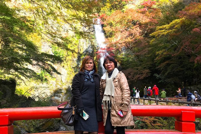 Nature Walk at Minoo Park, the Best Nature and Waterfall in Osaka - Following the park trail