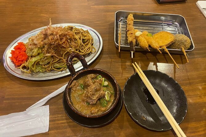 Night Soul Food Tour in Shinsekai with a local guide - A long tasting menu, served in Osaka style