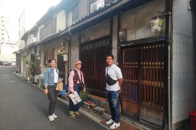 Nostalgic Osaka walk, totally different from Dotonbori - Len and an old house given a new purpose