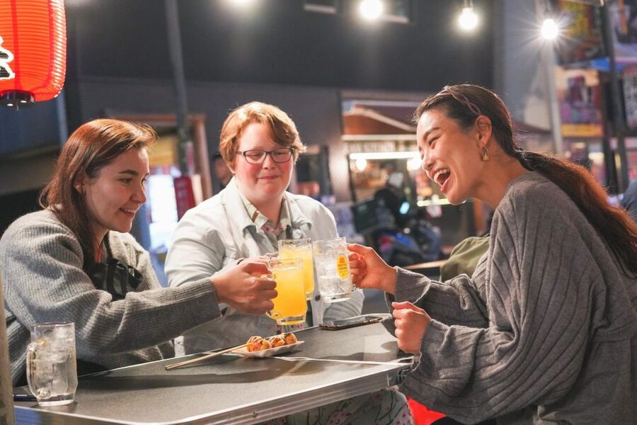 Osaka: Bar-Hopping Night Tour in Namba - Ura-Namba and the longer second stop