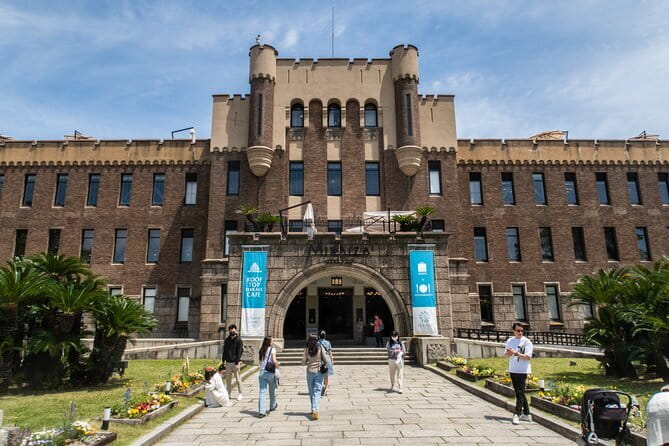Osaka Castle & Samurai History Walking Tour - Miraiza Osaka-jo, a building with a military past