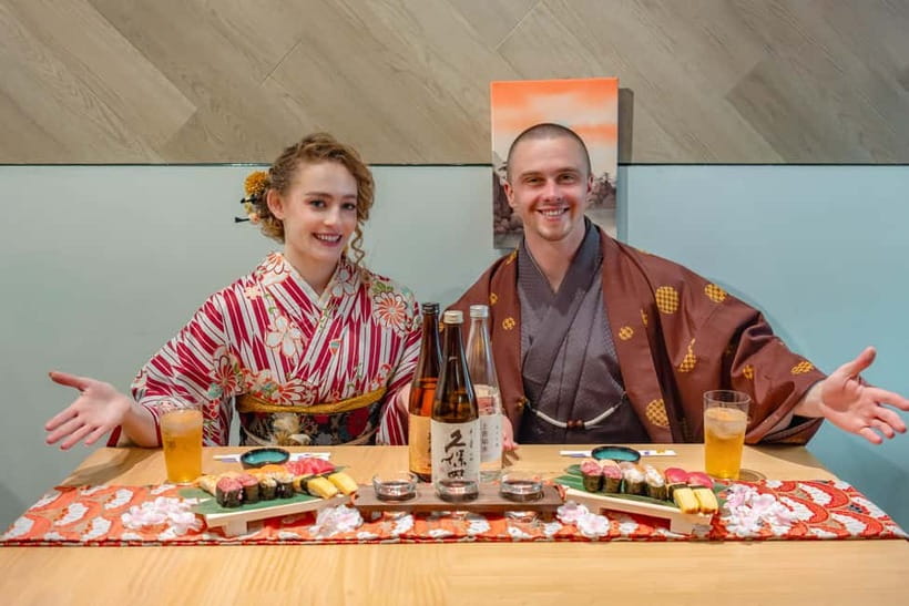 Osaka Dotonbori: Sushi Making Experience - Twelve pieces to eat, not just admire