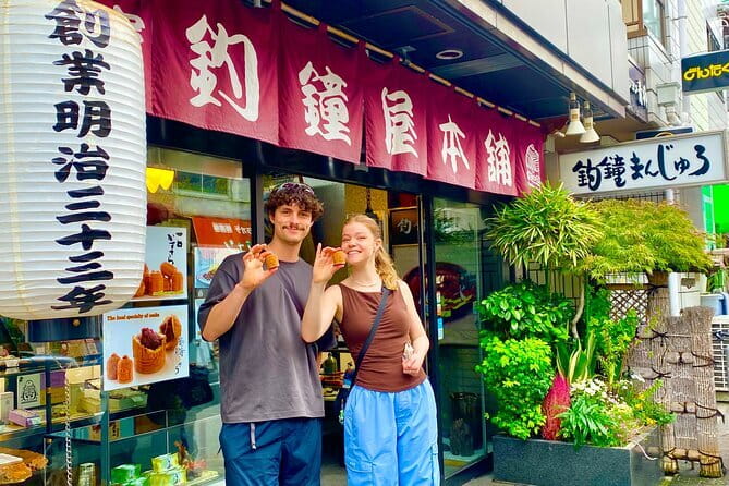 Osaka Food Adventure Tour: Walking with a Local Guide - Tsutenkaku and the first taste of Shinsekai