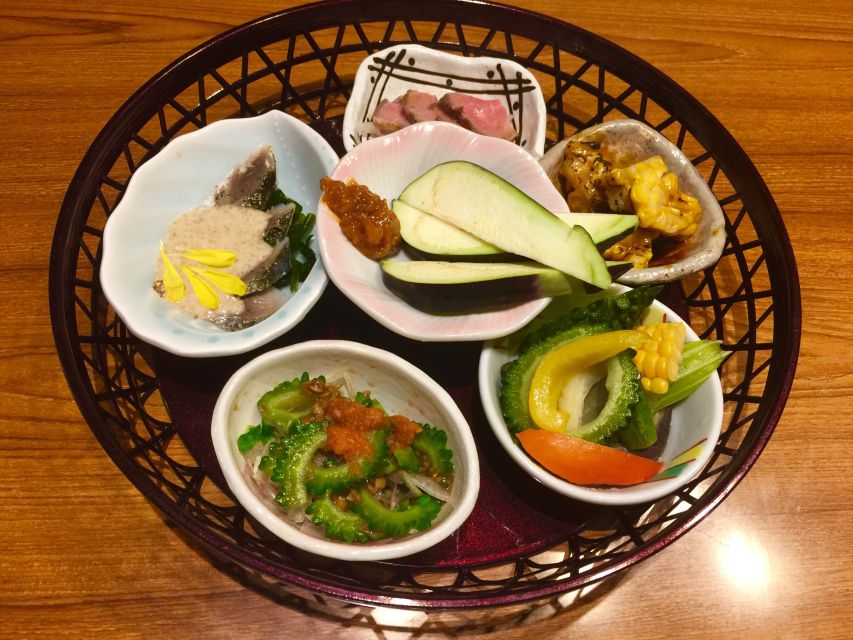 Osaka: Food Tour at Night with Tastings - Four stops, with Osaka flavors at the center