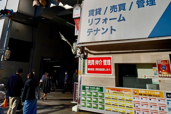 Osaka Food Tour with 10 Classic Japanese Tastings & Drinks - Ten tastes, from savory pancakes to sweet mochi