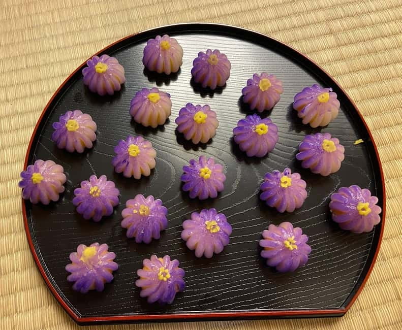 Osaka; Japanese Tea ceremony experience, Macha and Sencha - Finding the meeting point