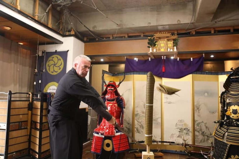 Osaka: Learn Bushido - Trial Slashing with Samurai Sword - Who will get the most from the lesson