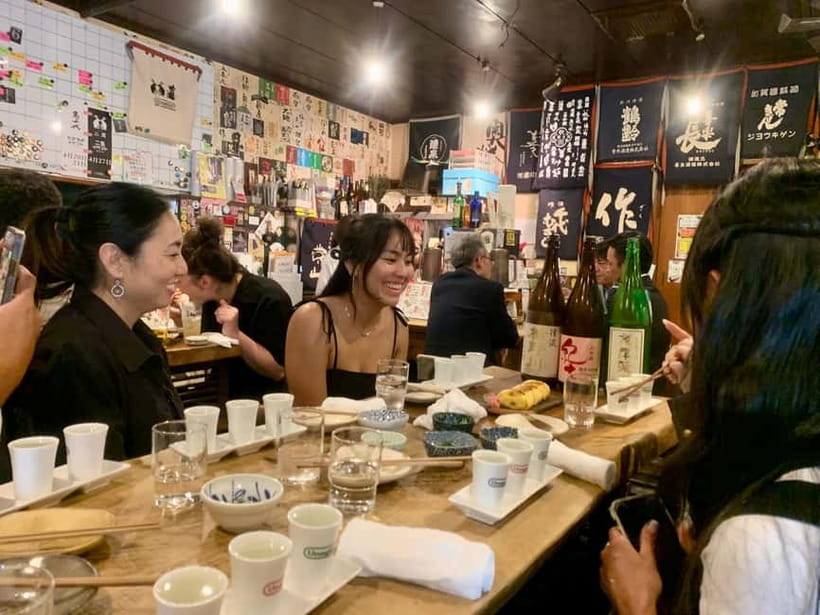 Osaka: Namba Pub Bar Crawl with a Local Guide - Shinsaibashi: a change of pace and drinks