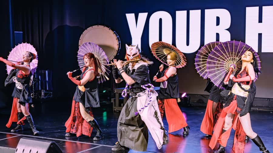 OSAKA NIGHT FUSION Japanese Taiko Kabuki Samurai Dance Show - Getting to Tempo Harbor Theater