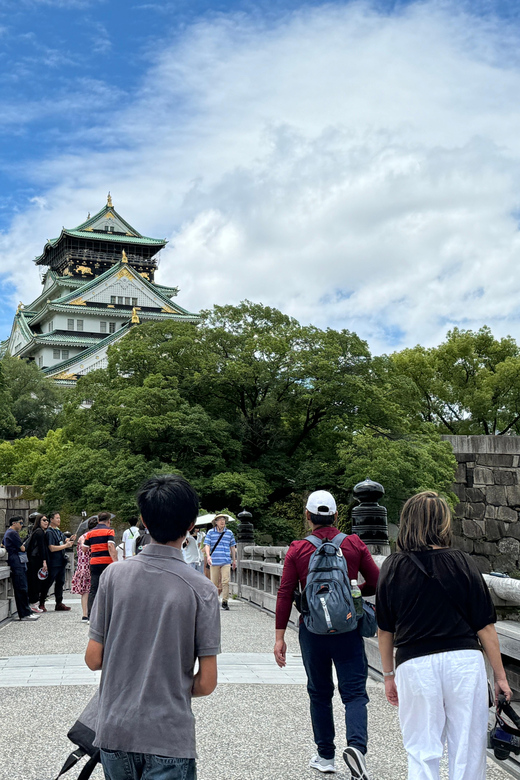 Osaka: Osaka Castle & Historical Museum Guided Tour - Duration, language, and practical details