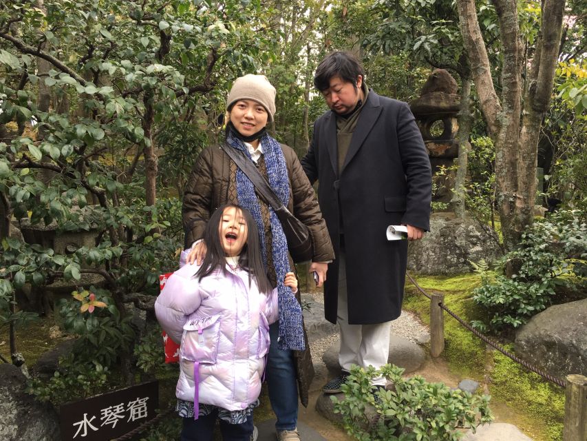 Osaka Private Tour with Government-Licensed Guide - What the guide adds to the day
