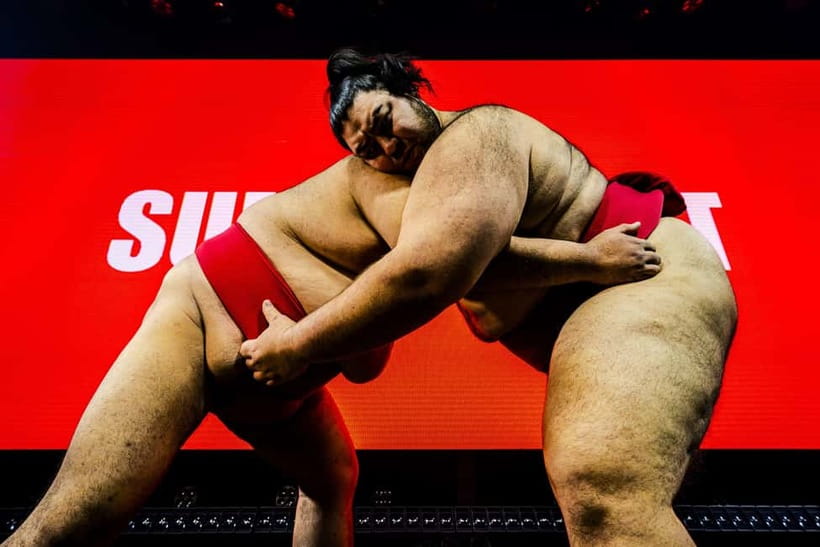 Osaka:SUMO BEATS SHOWCASE: Taiko Drum and Wagyu burger! - A sumo show in a Umeda nightclub