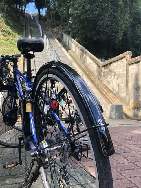 Ride around the Castle. Slurp like a Local - FAQ