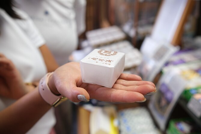 Sakai - Knife Factory and Craft Walking Tour - A sweet stop with a 400-year story