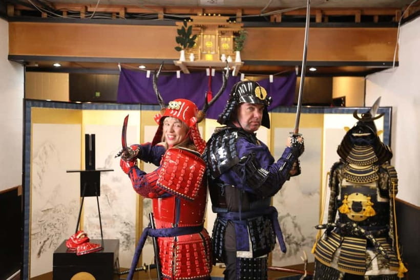Samurai Armor & Sword experience with phot near Osaka Castle - From street clothes to samurai dress