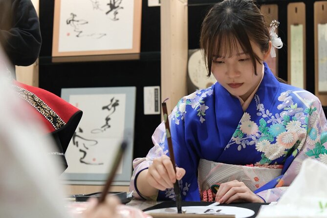 Samurai Show, Tea Ceremony, Japanese Traditional Activities - Samurai show: theatrical, playful and participatory