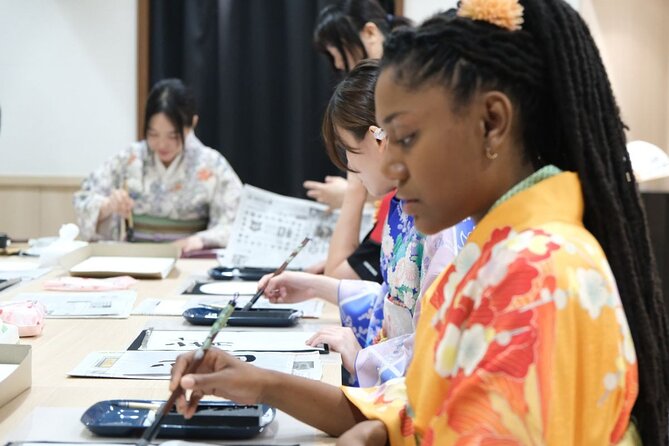 Samurai Show, Tea Ceremony, Japanese Traditional Activities - Traditional music you can try, not just hear