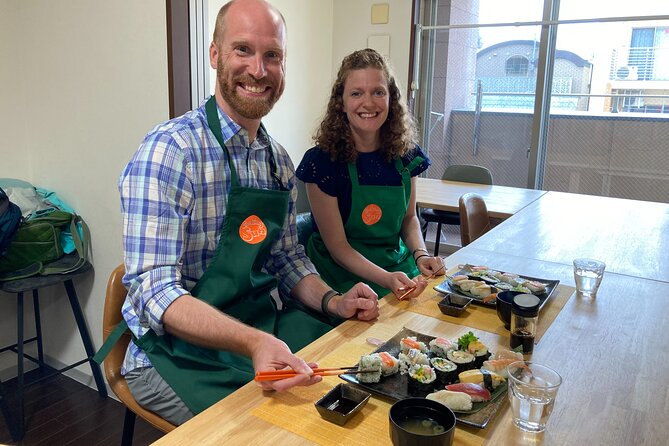 Sushi Class in Osaka Dotonbori - Three kinds of sushi, not just one
