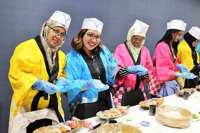 Sushi Making Experience Luxury Course in Nara - Start with shari, the foundation of sushi
