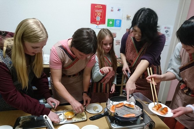 Well-balanced BENTO (lunch box) Cooking Class - From dashi to a finished bento